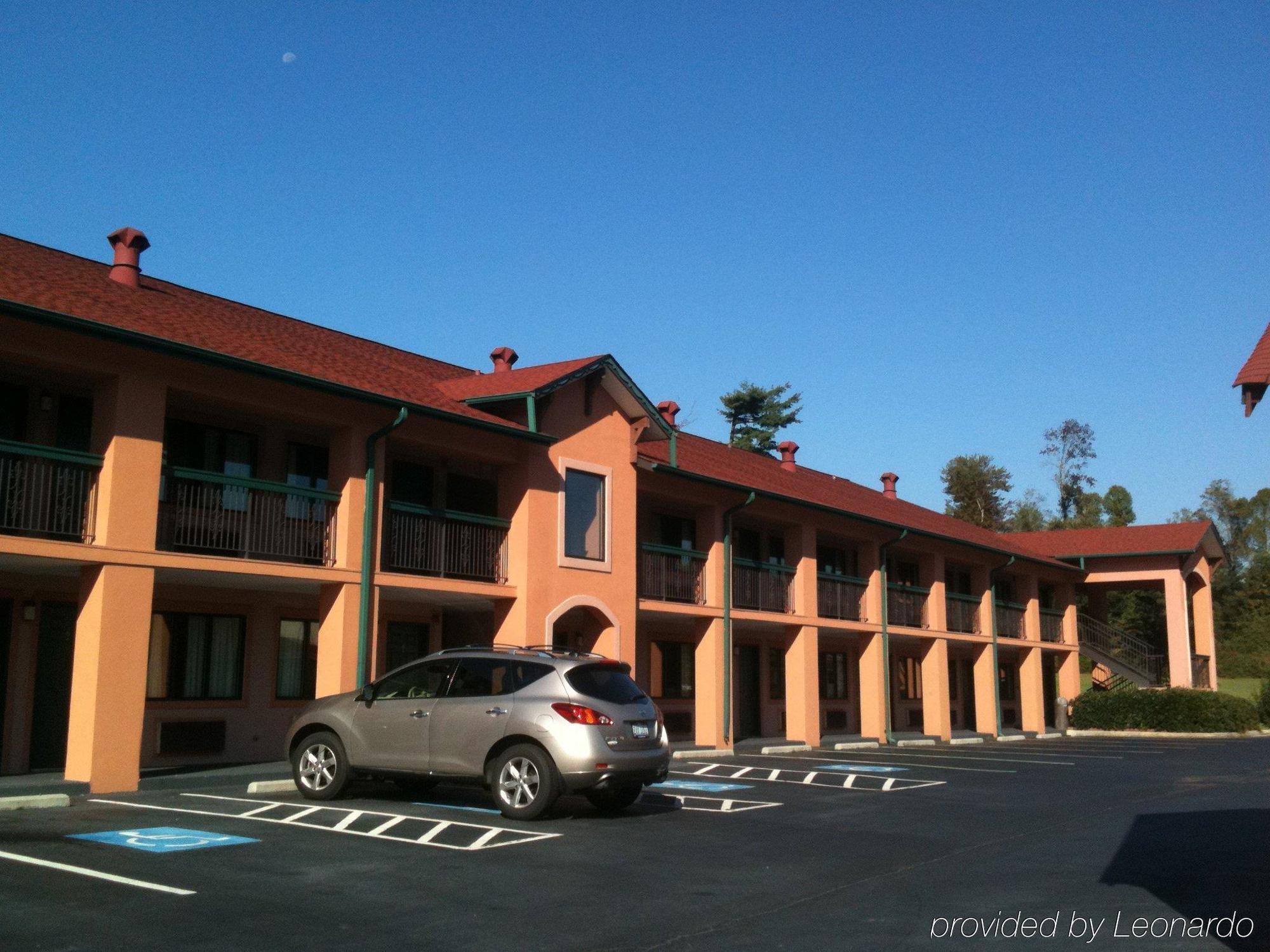 Budgetel Inn And Suites Plus هيلين المطعم الصورة